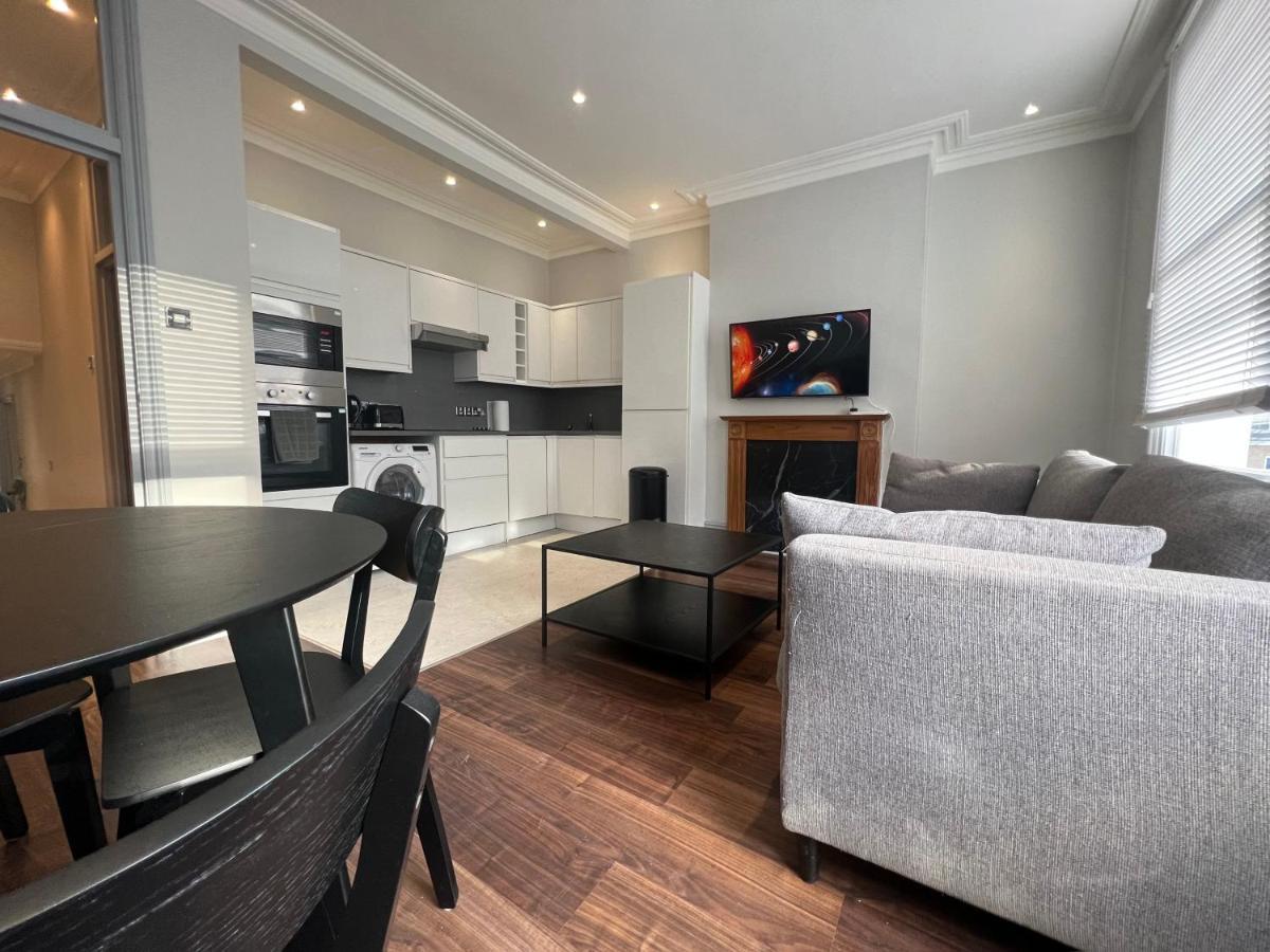 Lovely 2-Bedroom Victorian Flats London Eksteriør billede