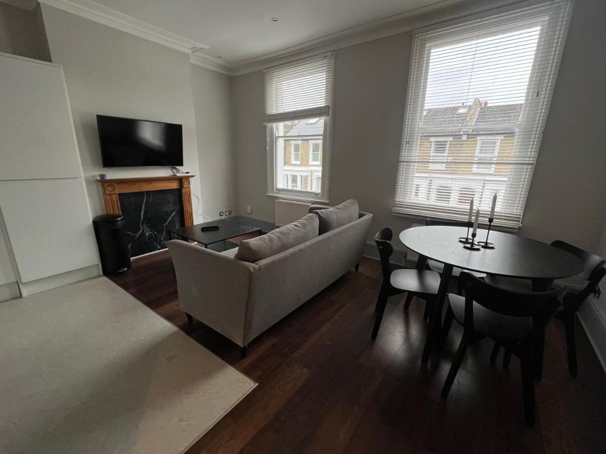 Lovely 2-Bedroom Victorian Flats London Eksteriør billede