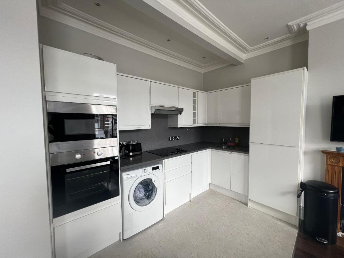 Lovely 2-Bedroom Victorian Flats London Eksteriør billede