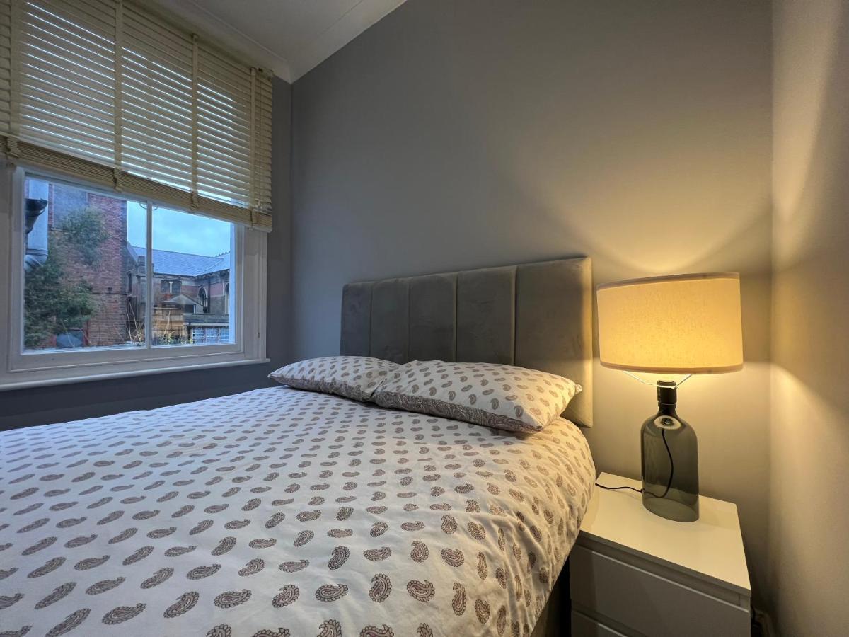 Lovely 2-Bedroom Victorian Flats London Eksteriør billede